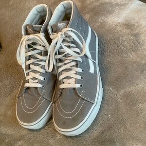 Vans Off The Wall high top sneakers.